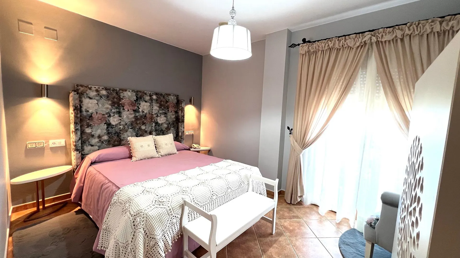 Hotel El Curro Burunchel Spain