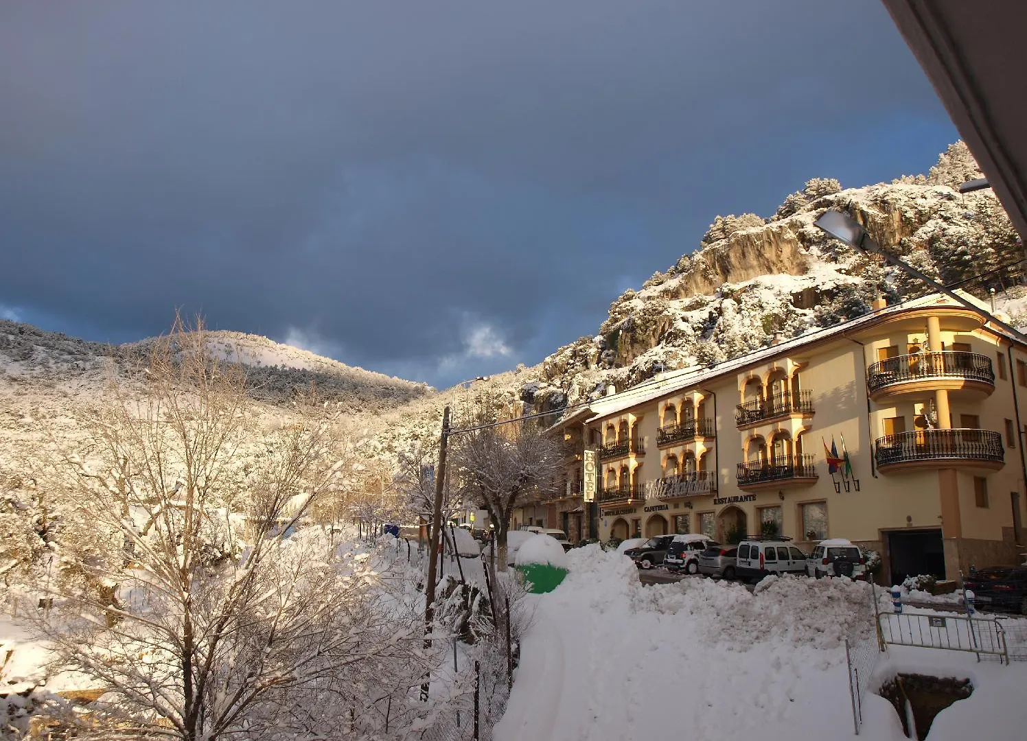 Hotel El Curro Burunchel Spain